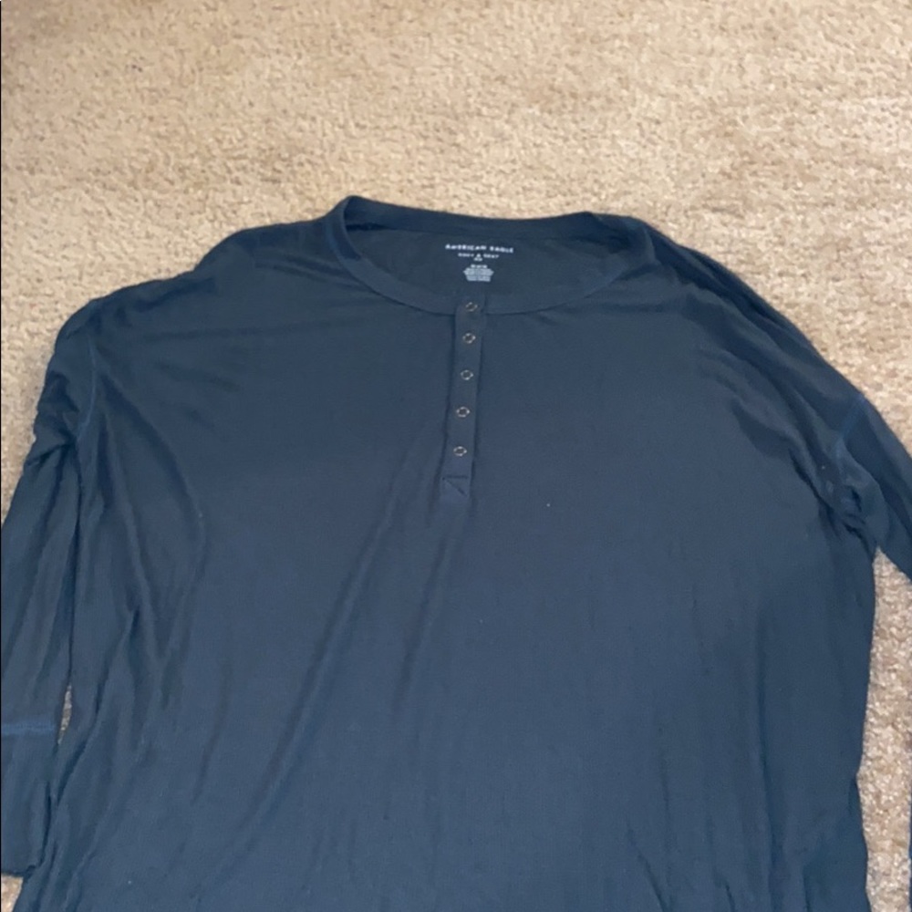 Green American eagle long sleeve